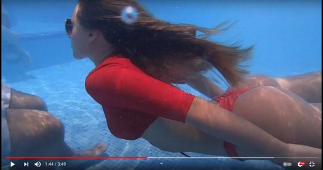 Esther Perepechkin model pretty pics