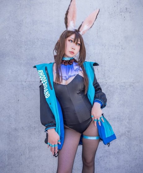 Synthisia erotic model galleries