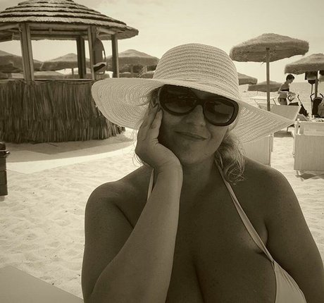 Laura Leonardi star beautiful img