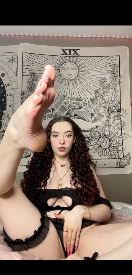 babbyyybelleee naked model img