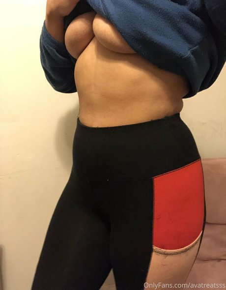 avatreatsss naked actress photos