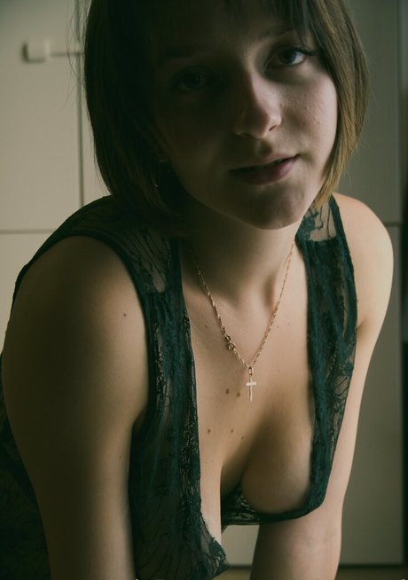 sophiacaponi best model photos