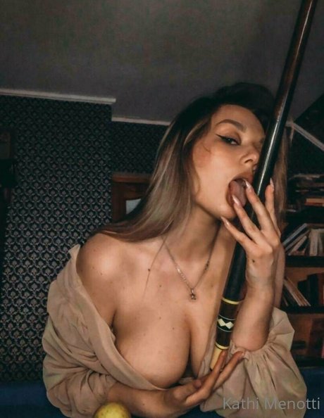 menottikathi exclusive model img