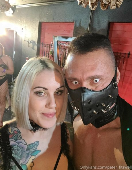 swinger couple model best images