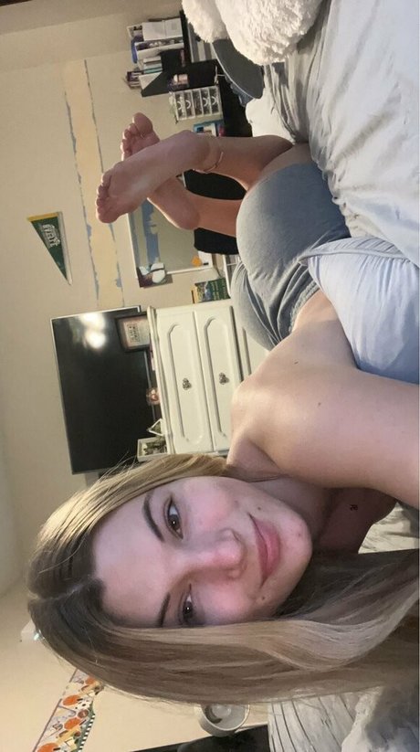 skylarrosay pretty star galleries