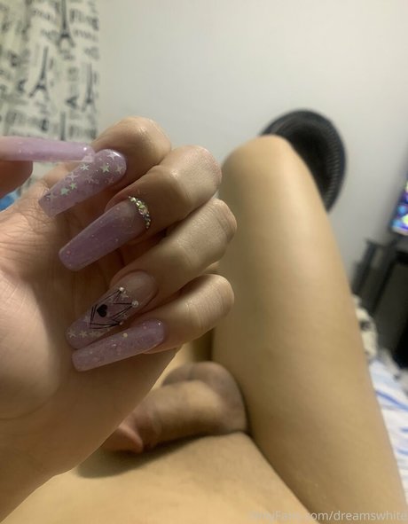 dreamswhite star nude archive