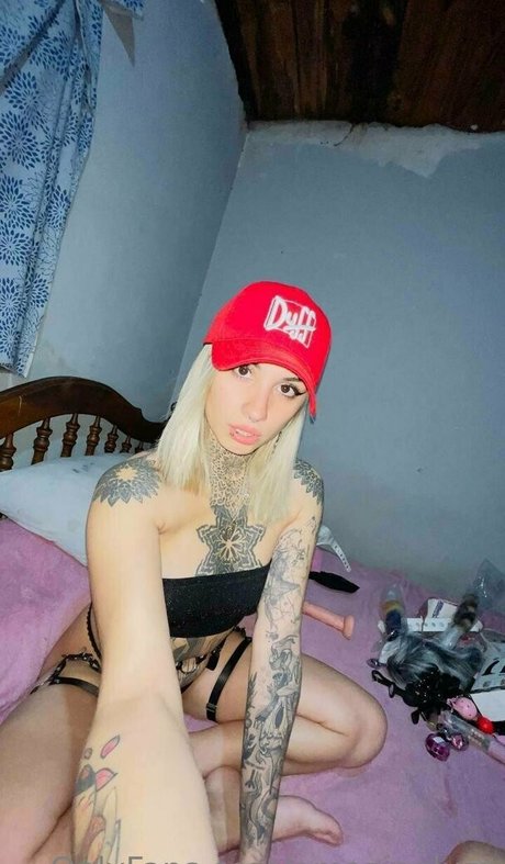 amazingluzz pornographic star pic