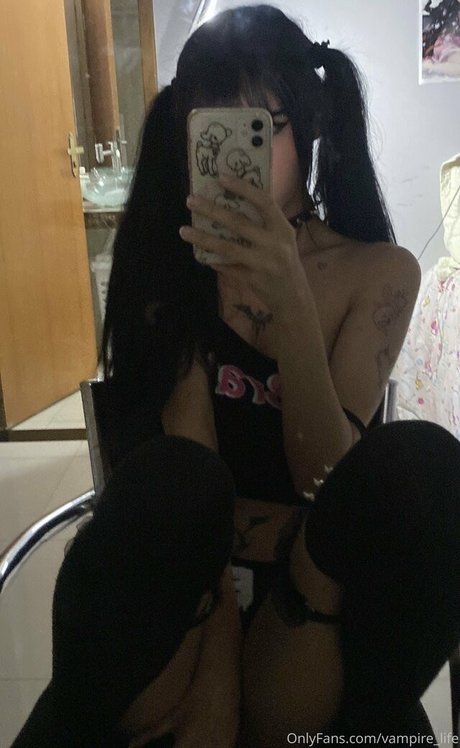 Mille Tsuki star sexy pictures