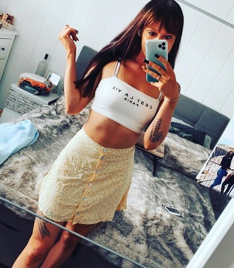 gelliii93_ star erotic photo