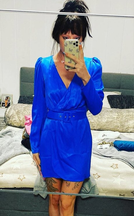 gelliii93_ hd actress pics