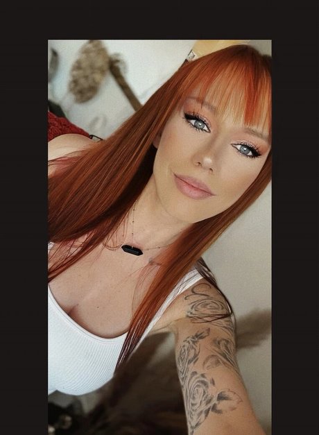 gelliii93_ nudes model image