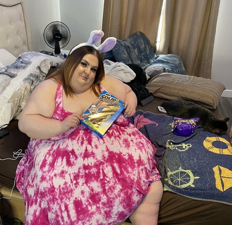 massivelysweet model art image