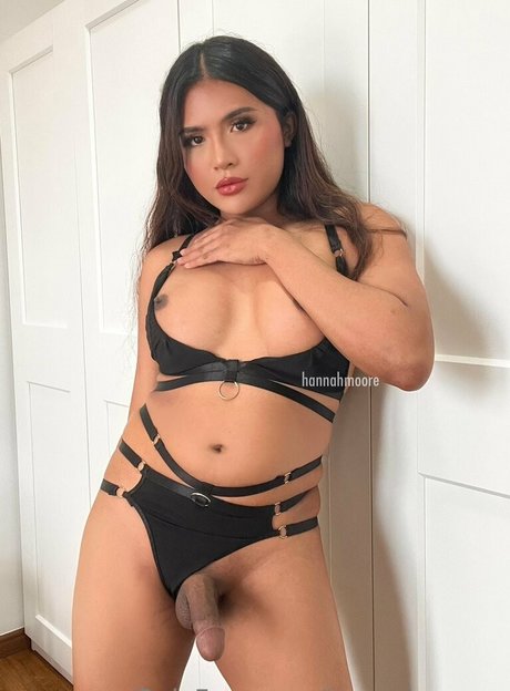 hannahmoore xxx pornstar photo