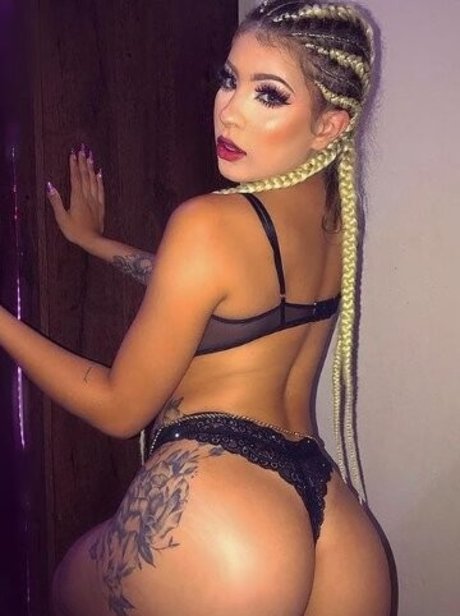 Sarah Stefany model exclusive img