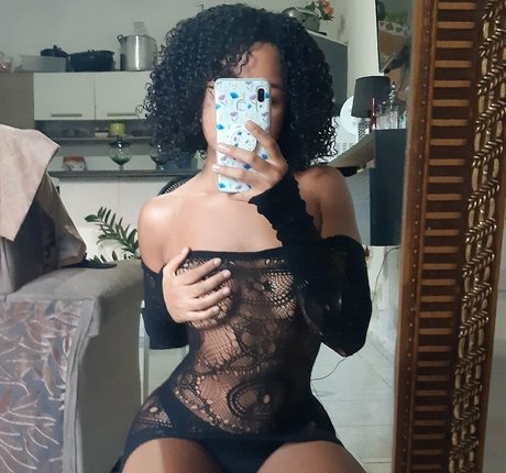 Alice Santa Clara beautiful actress pictures