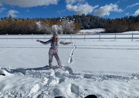 rocketkylie erotic model galleries