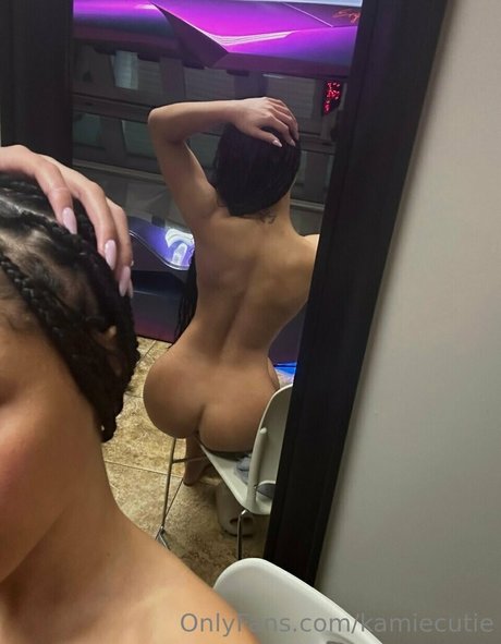 kamiecutie model sex photos