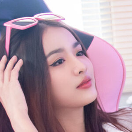 foxie way beautiful model photo