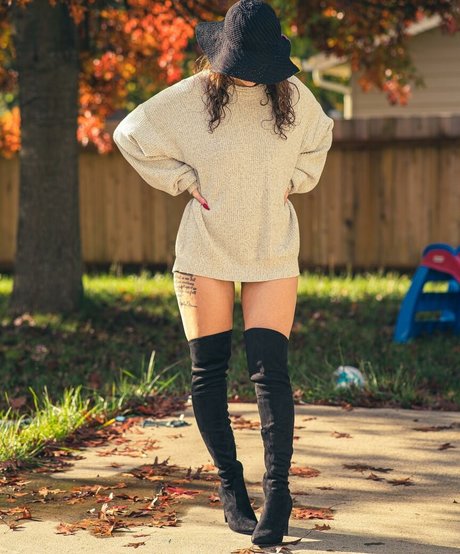 kittymekelsey model art galleries