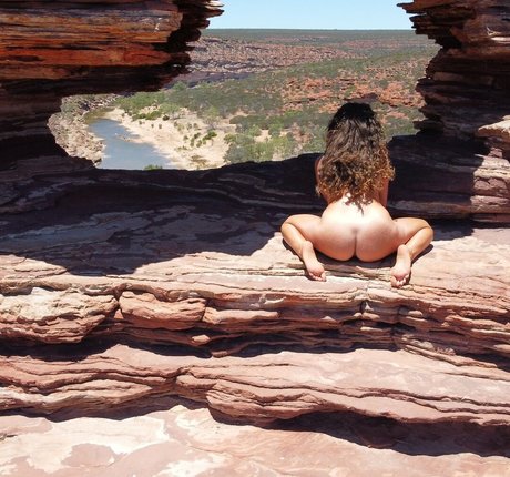 Bella Fiore porn actress galleries