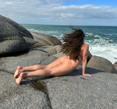 Bella Fiore sexy pornstar picture