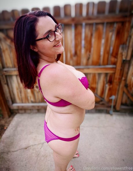 ellawestfree pornstar naked pictures