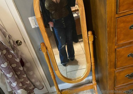 ourdirtylittlesecret96 pornstar nude picture