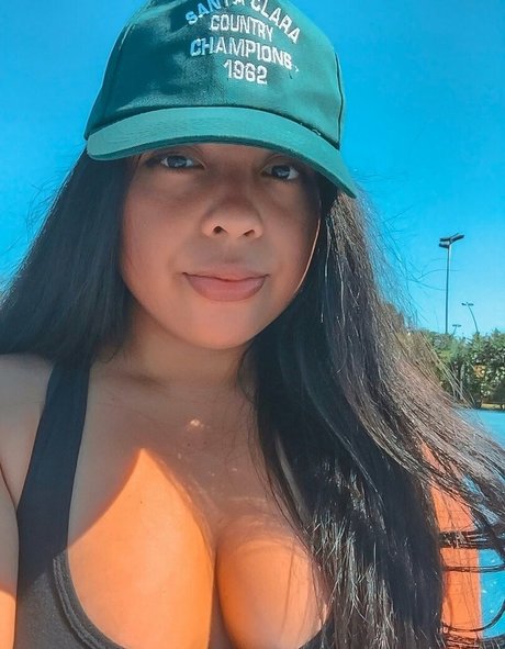 emotionalemon pretty actress pic