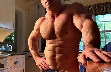 hard8inxhes star adult pic