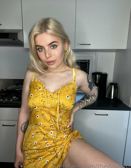 thedakotaa model galleries