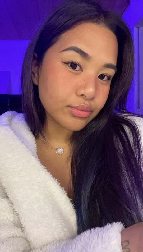 desireedeep top model img