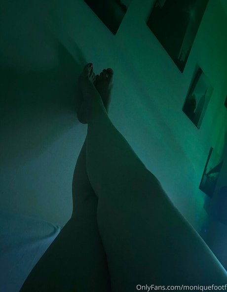 perfect feet onlyfans xxx photo