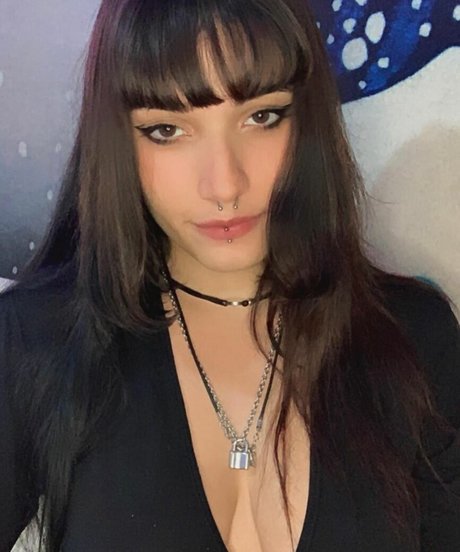 Giogabs erotic model pics