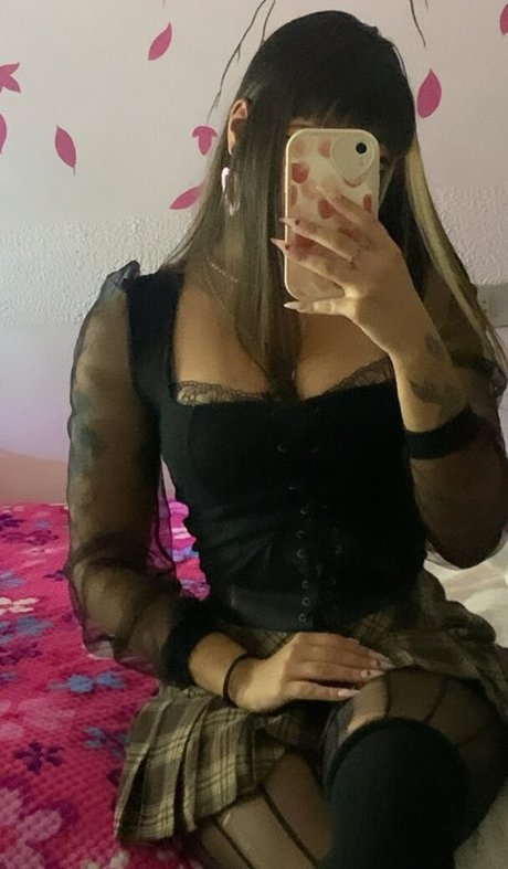 Giogabs star nude pic