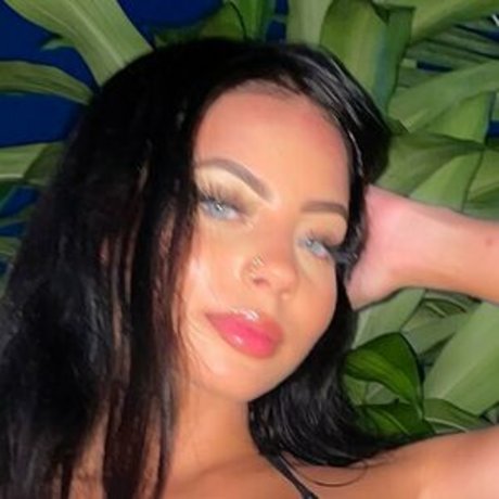 Amarathomass adult star photo