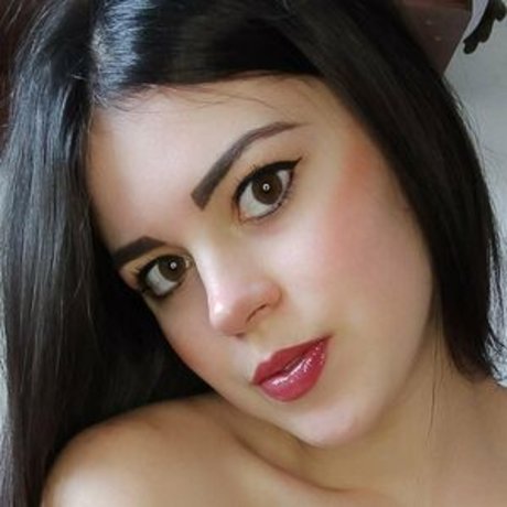 erikaxki model high quality pic