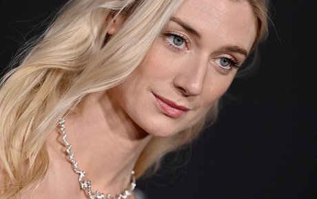 Elizabeth Debicki art model galleries