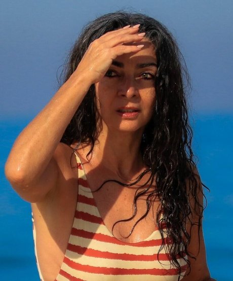 Claudia Ohana star beautiful photos