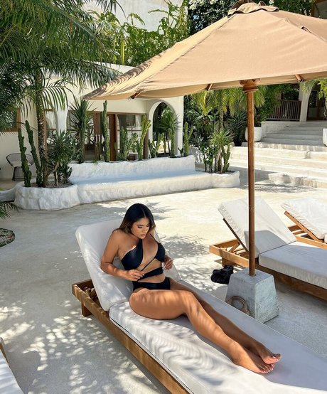 Maria Perez exclusive star galleries