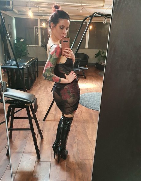 Adreena Angela star nudes photo