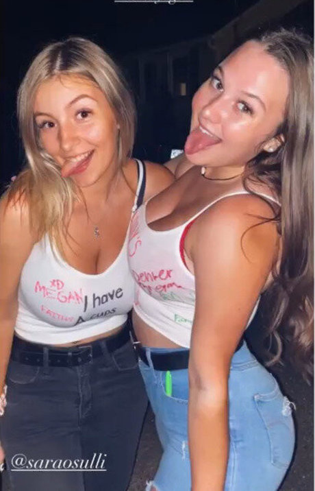 Sarao Sulli porn model archive