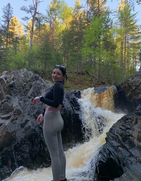 Sarao Sulli pornstar naked gallery