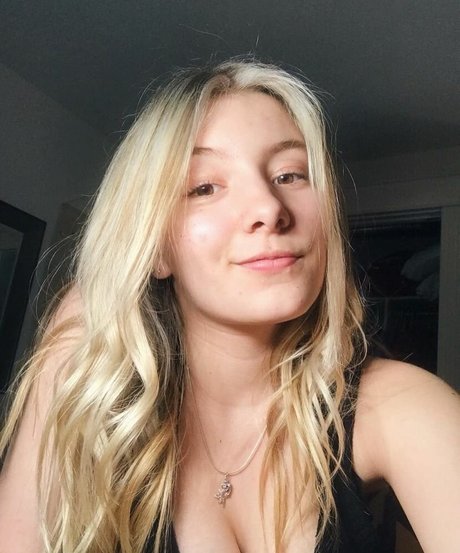 Sarao Sulli hd actress archive