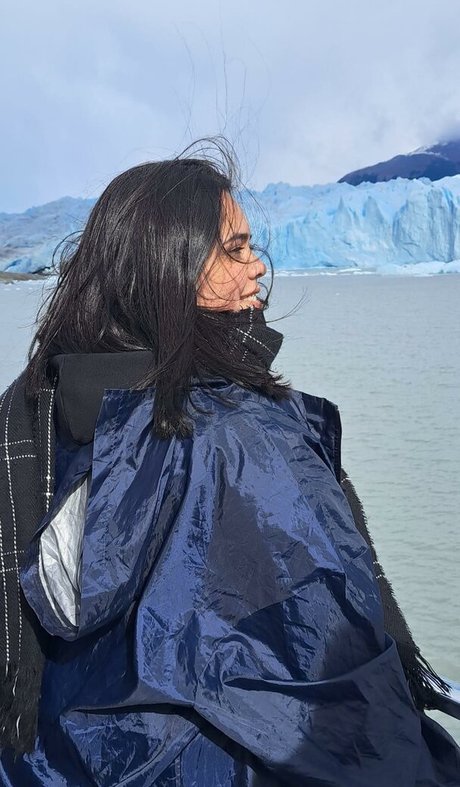 Goddes Nini model top pictures