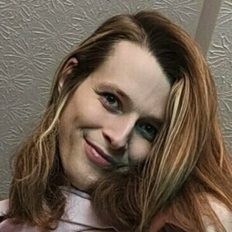 transuvius star pretty photos