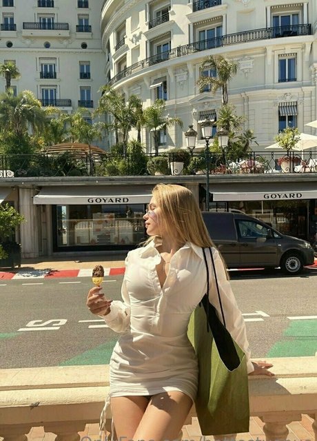 hottestvenus model xxx gallery