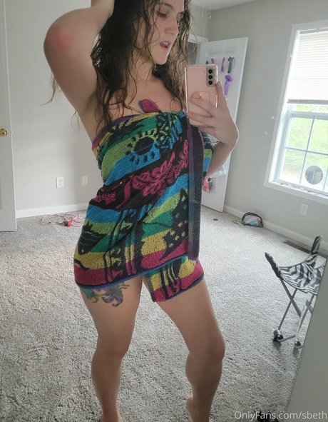 sbeth star nudes img