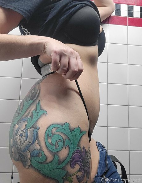 sbeth pornstar exclusive picture