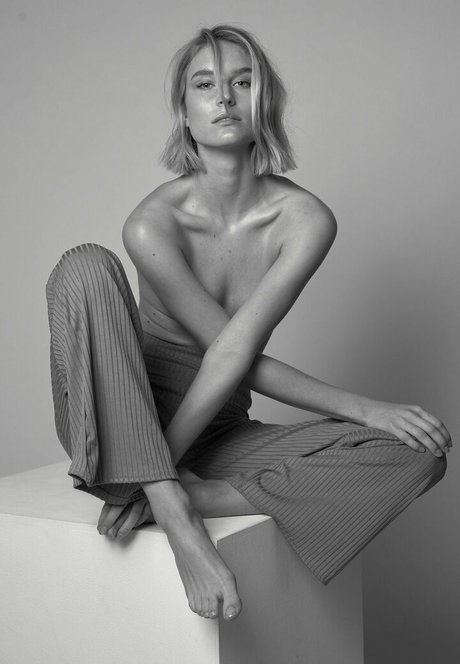 Kim Hnizdo top pornstar img