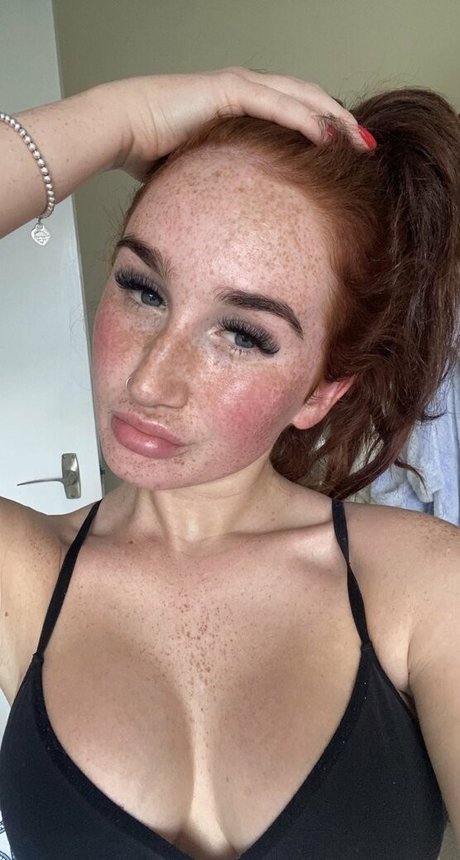 absondabs nude pornstar pictures